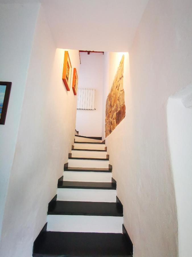 Vila Casa Davide Dolcedo Exteriér fotografie