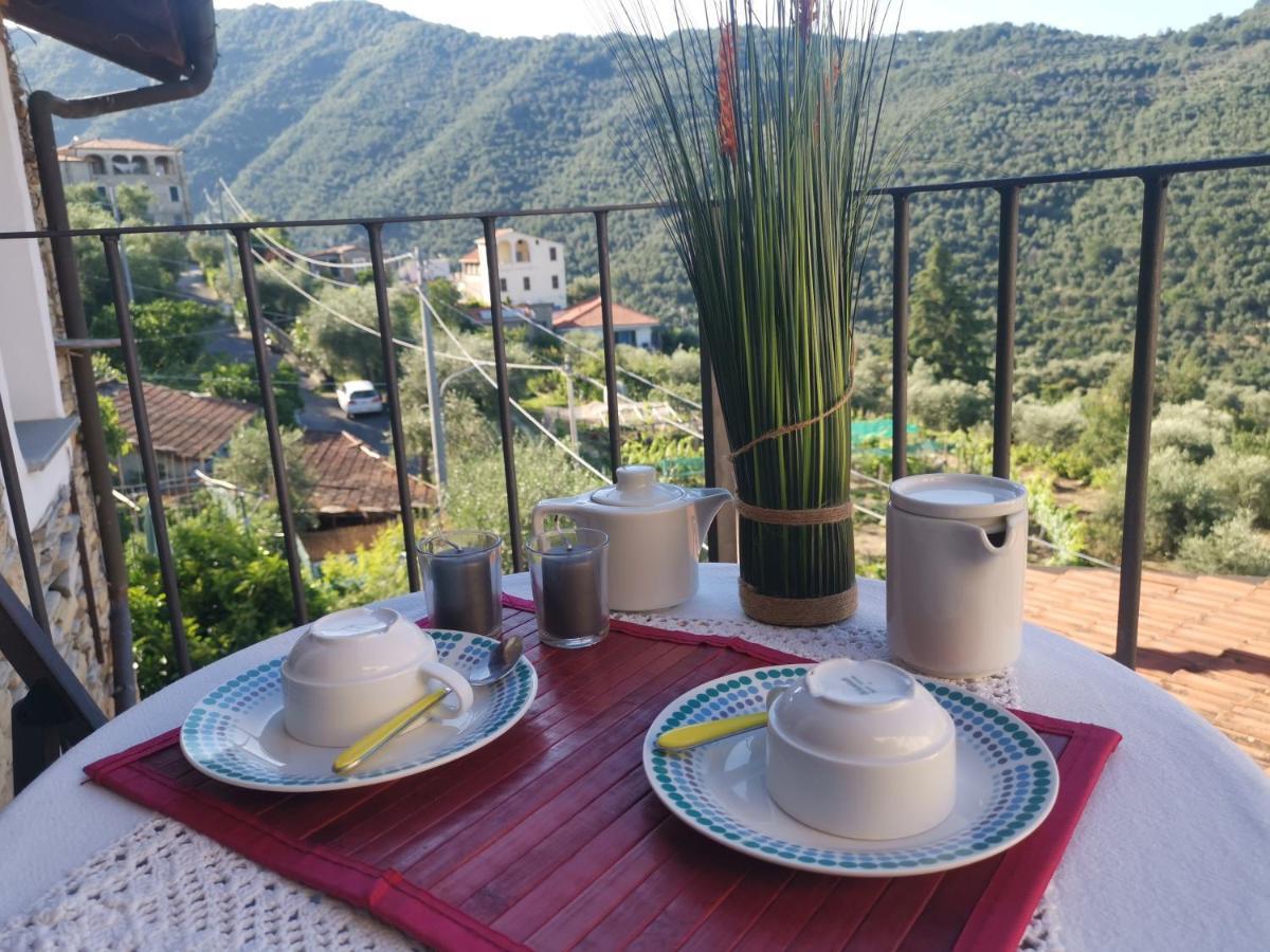 Vila Casa Davide Dolcedo Exteriér fotografie